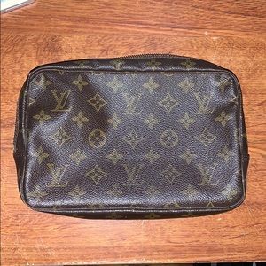Louis Vuitton Trousse Toiletry Pouch 23